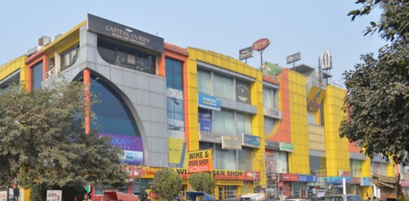 SARITA VIHAR MALL NEAR JASOLA